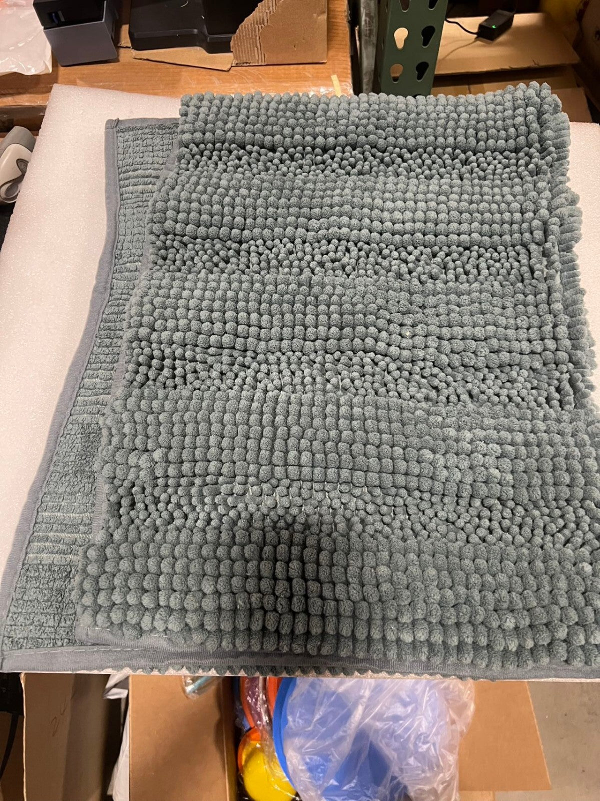 H.VERSAILTEX Bath Rugs for Bathroom Non Slip Bath Mats Extra Thick Chenille Stri