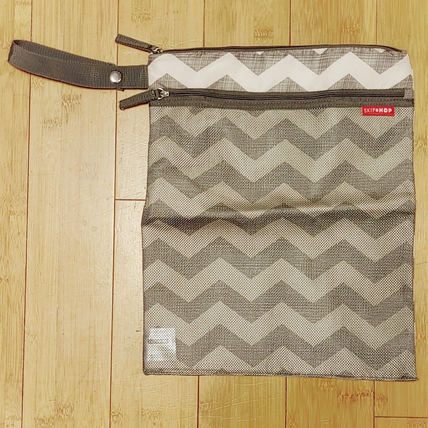 Skip Hop Wet Dry Grab Go Travel Diapers Swim Chevron New w/o Pkg