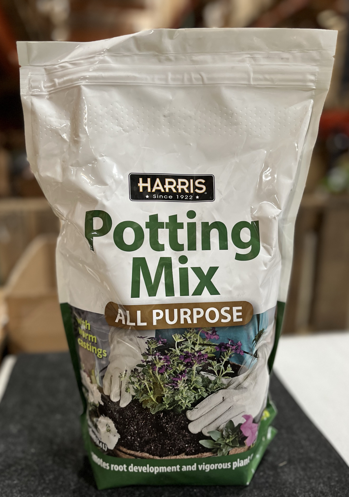 HARRIS ALL PURPOSE POTTING SOIL WITH WORM CASTINGS - 4 QT