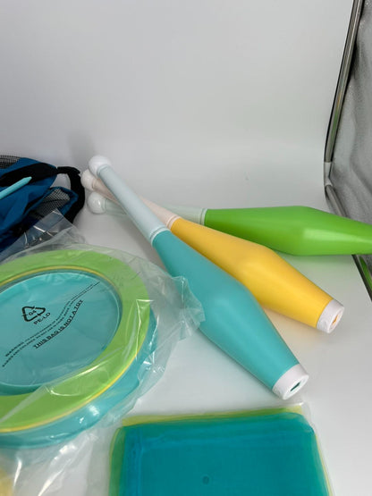Juggling Set in a Backpack, 16 Pieces, Juggling Game with Diabolo for Children