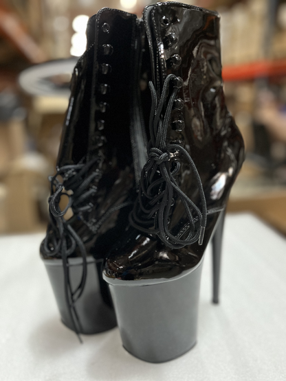 Flamingo-1020,，Color::Black,Size: US 5.