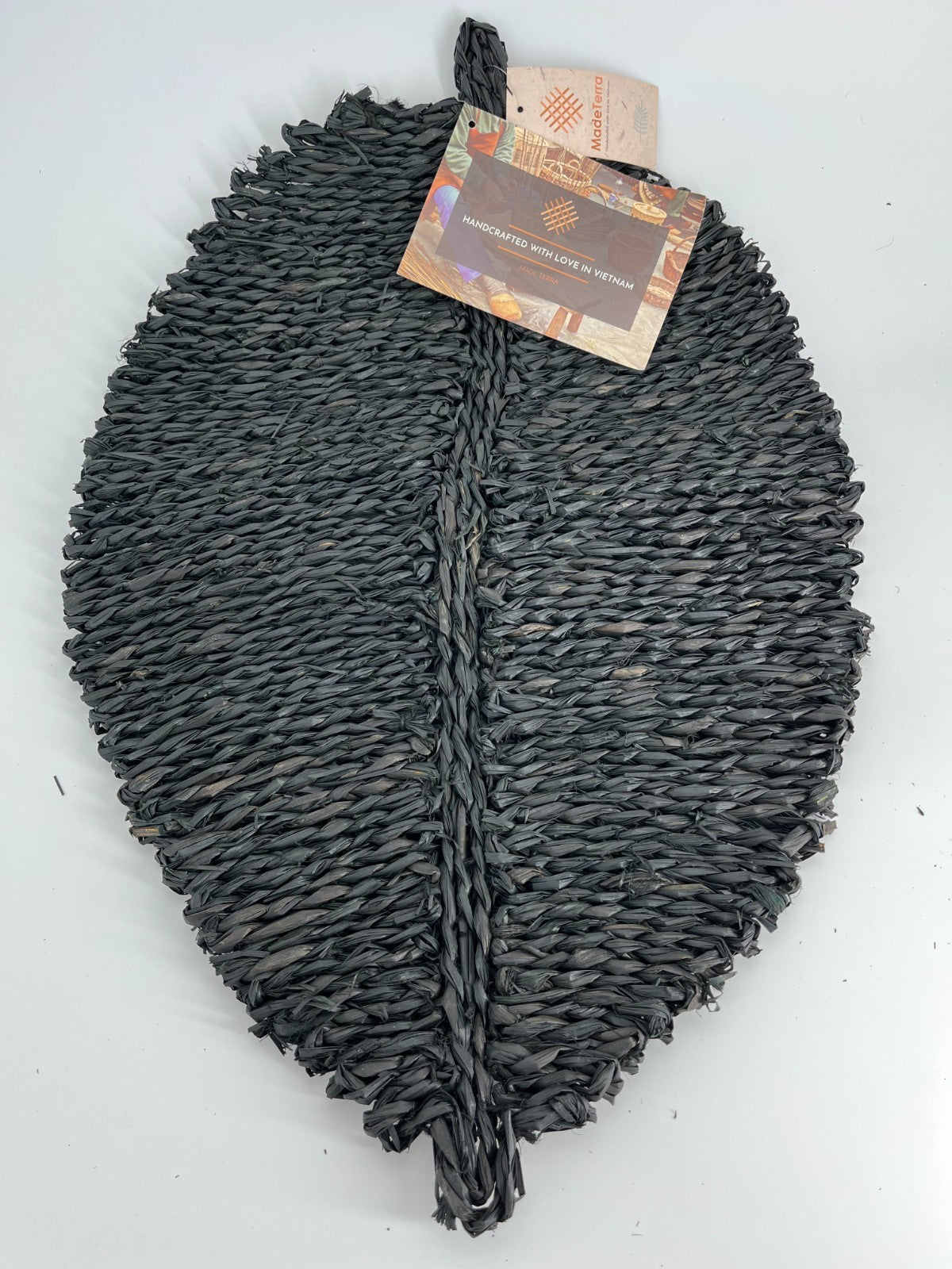 Leaf shape mat (Black) sustainable , L 23.6✖ W 15.7 inch