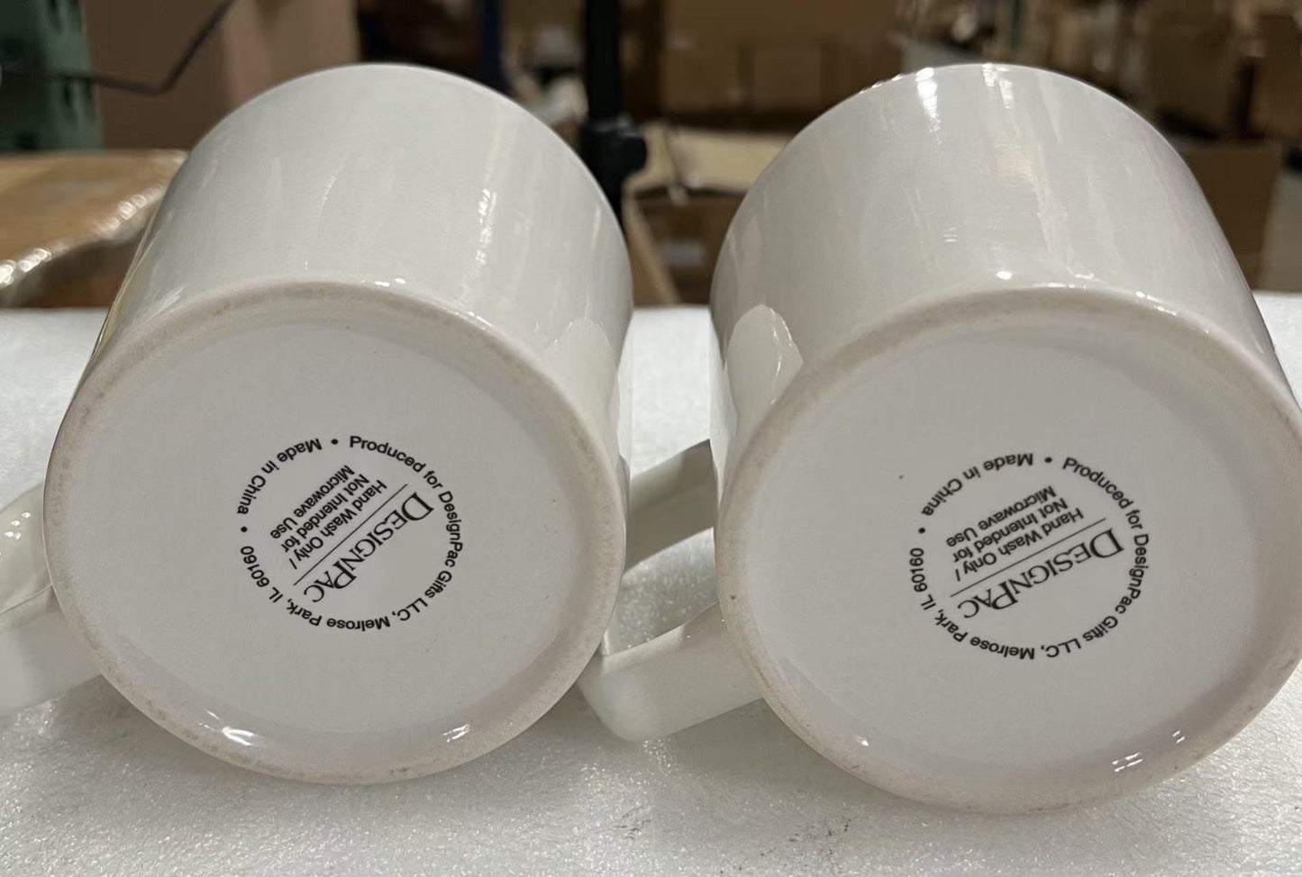 2pcs Starbucks  Coffee Mug Tea Cup with a Gold Tone Snowflake or Star