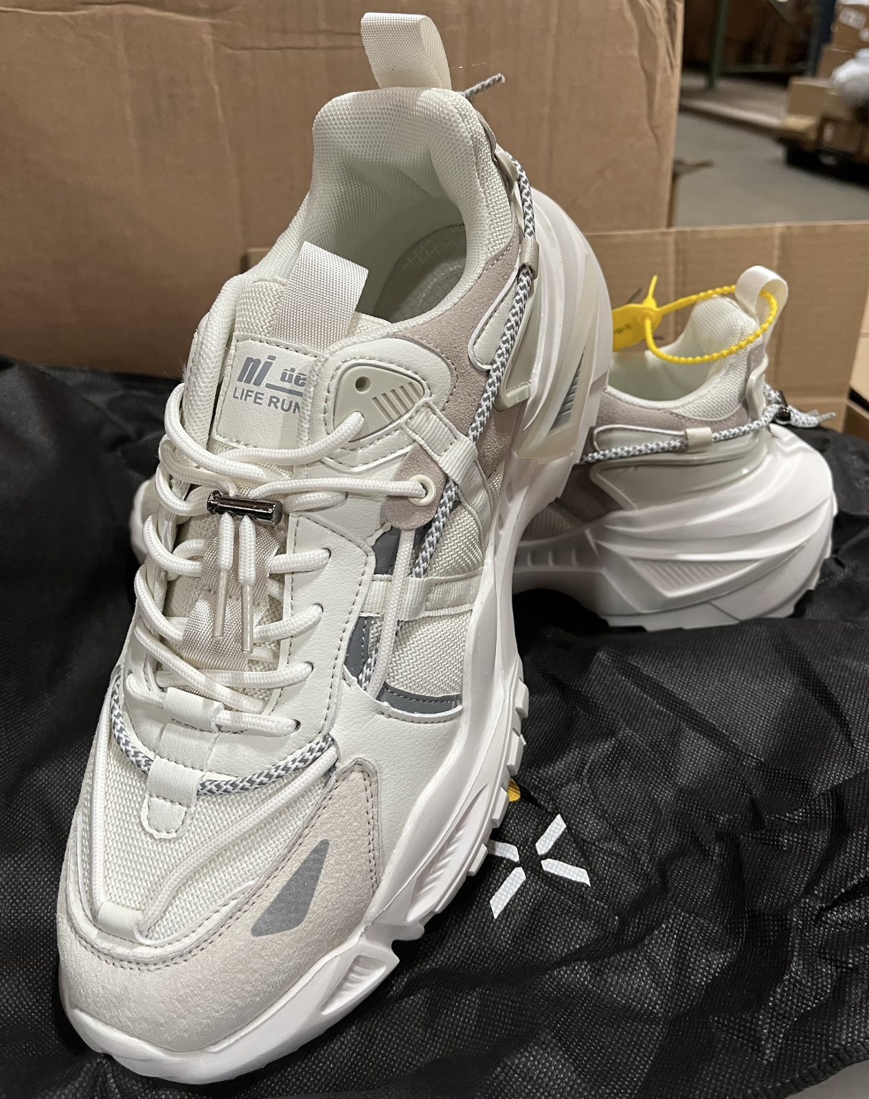 ROVUX Lace Up Sneakers Shoes for Men WT44
