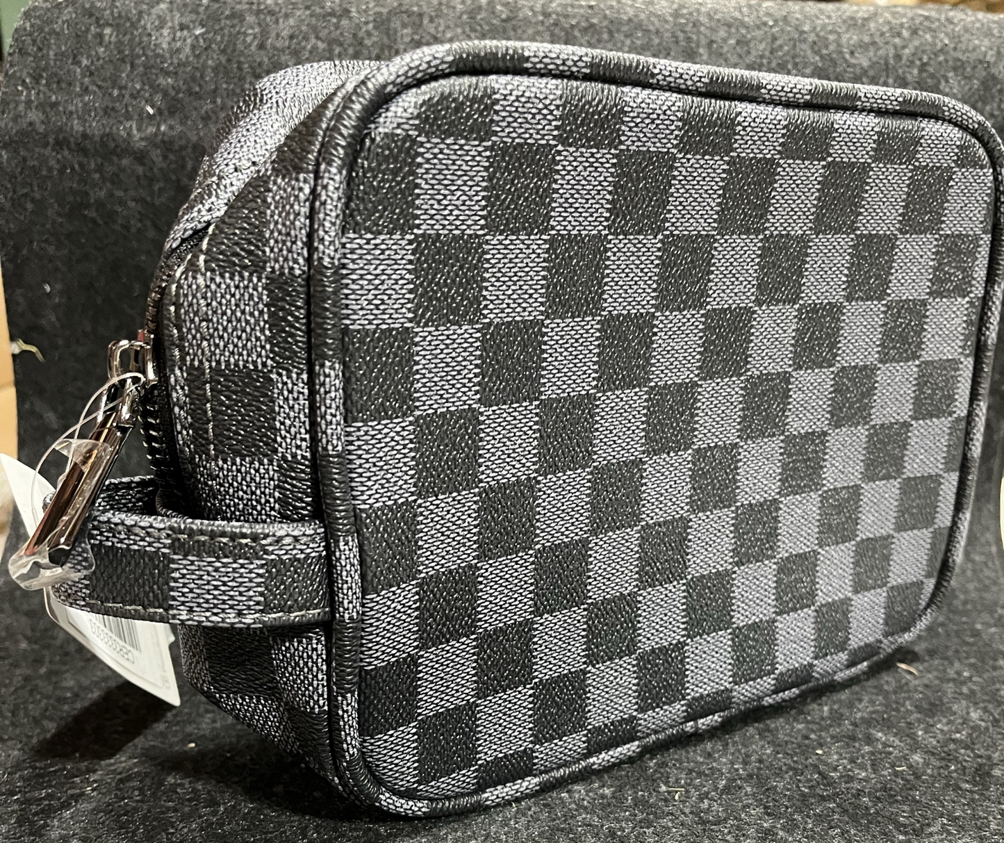 COSMETIC TOILETRY TRAVEL BAG  COLOR :Black Checkered , 8.5*6.5*3.5inch