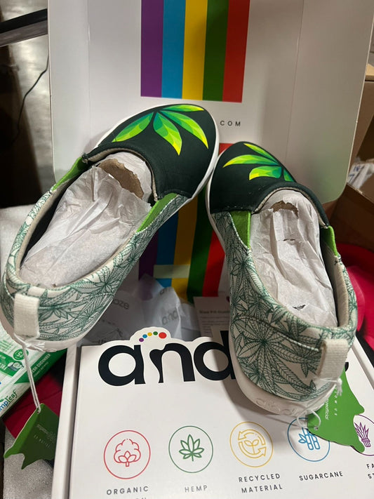 Andoze Shoes, Men’s Size12 Slip On, Green, New, Hemp