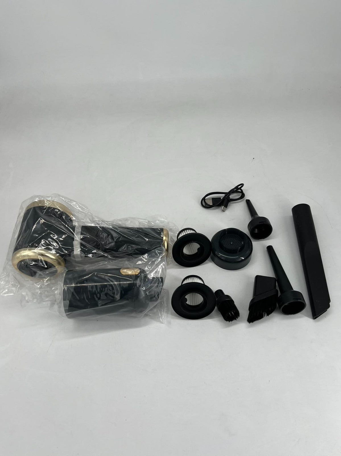 LT-132 car wireless vacuum cleaner