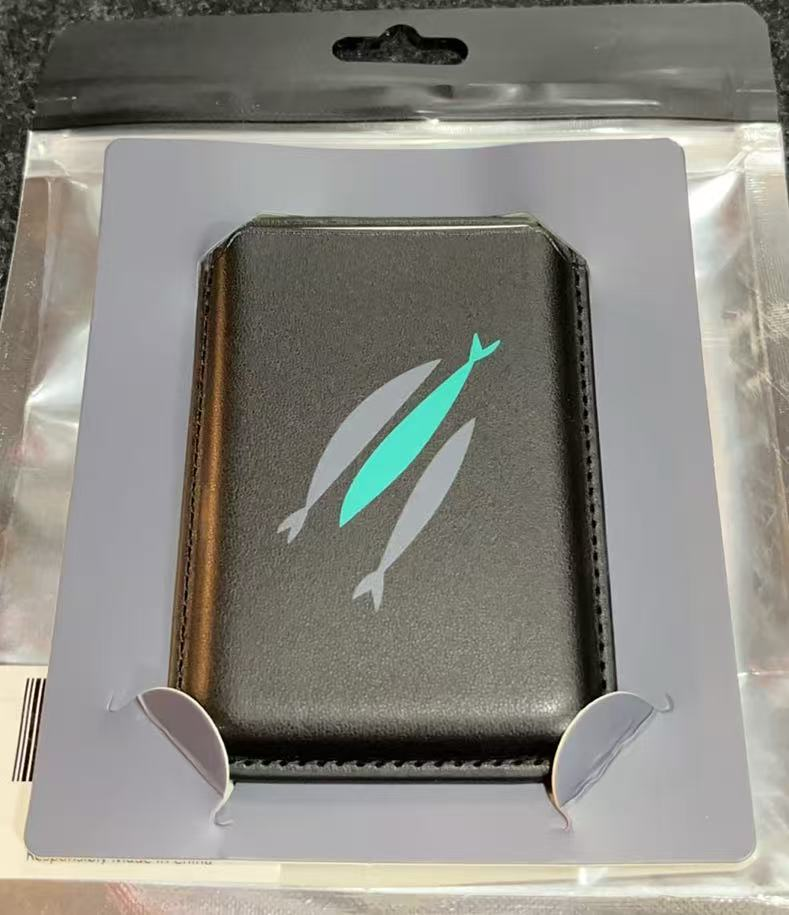 THE CHOSEN Three Fish Phone Wallet