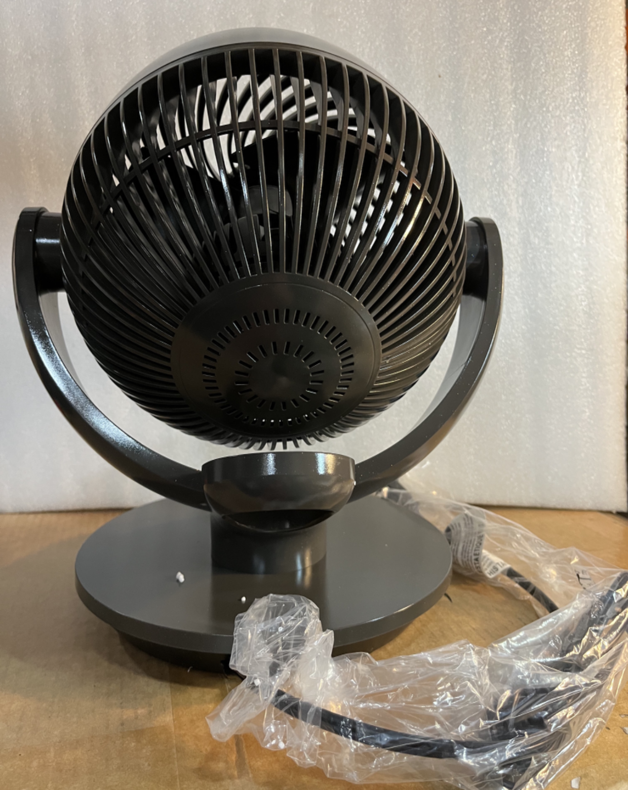 Open‑Box 11″ Table Fan with Remote Control, 4-Speed Air Circulator – Fast Ship