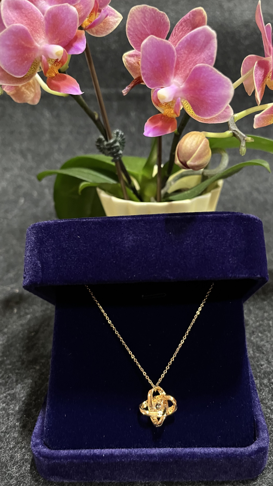 Golden four-leaf clover
