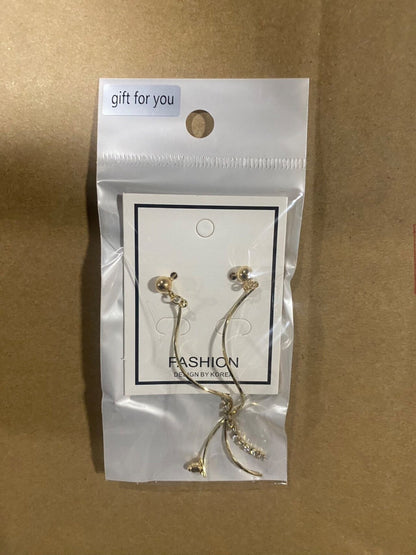 Elegant and Stylish Earrings - A Perfect Gift for Her (Set of 2 Pairs, 4 Pieces).