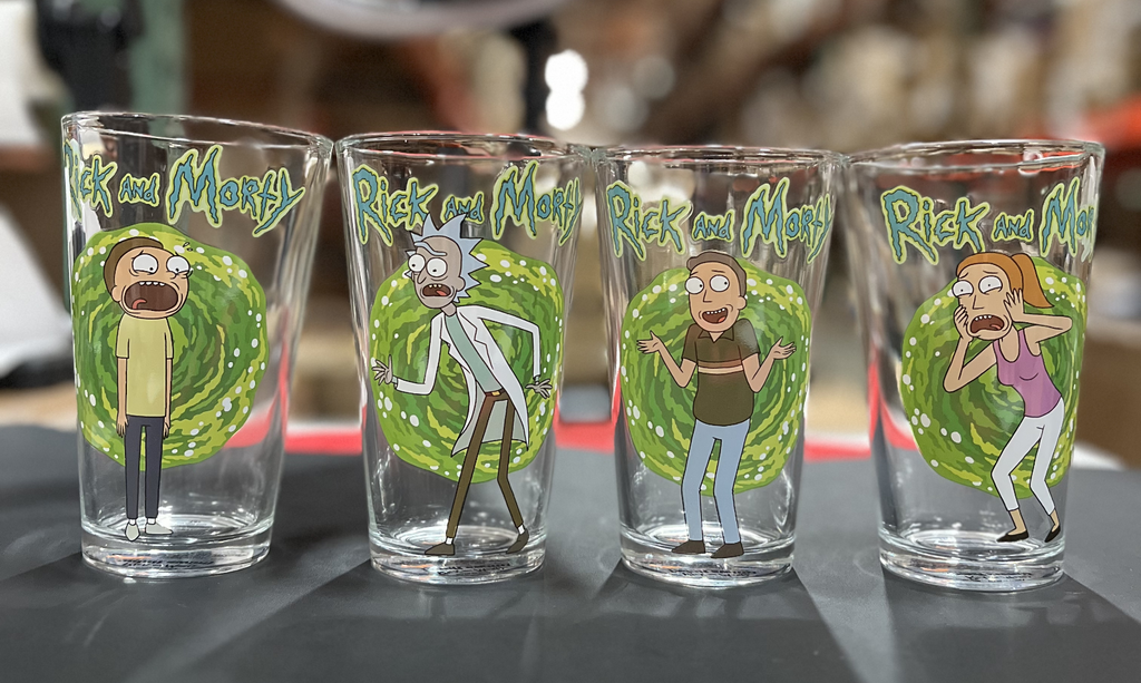 RICK & MORTY 16oz PINT DRINKING GLASSES GIFT SET OF 4 ADULT SWIM BNIB