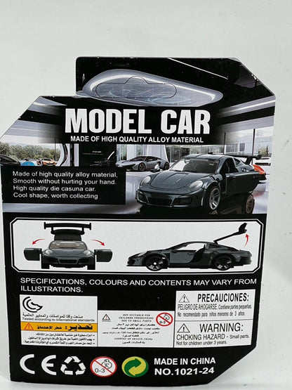 4 pieces in 4 colors, 3+ children’s 3-door toy car