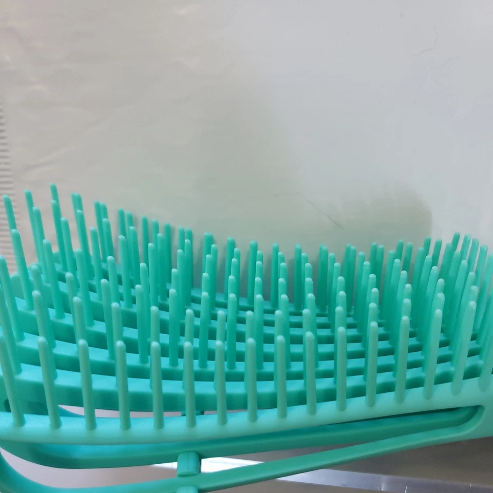 Pain-Free Detangling Brush for Curly Natural Hair - Designed for 3/4abc Textures