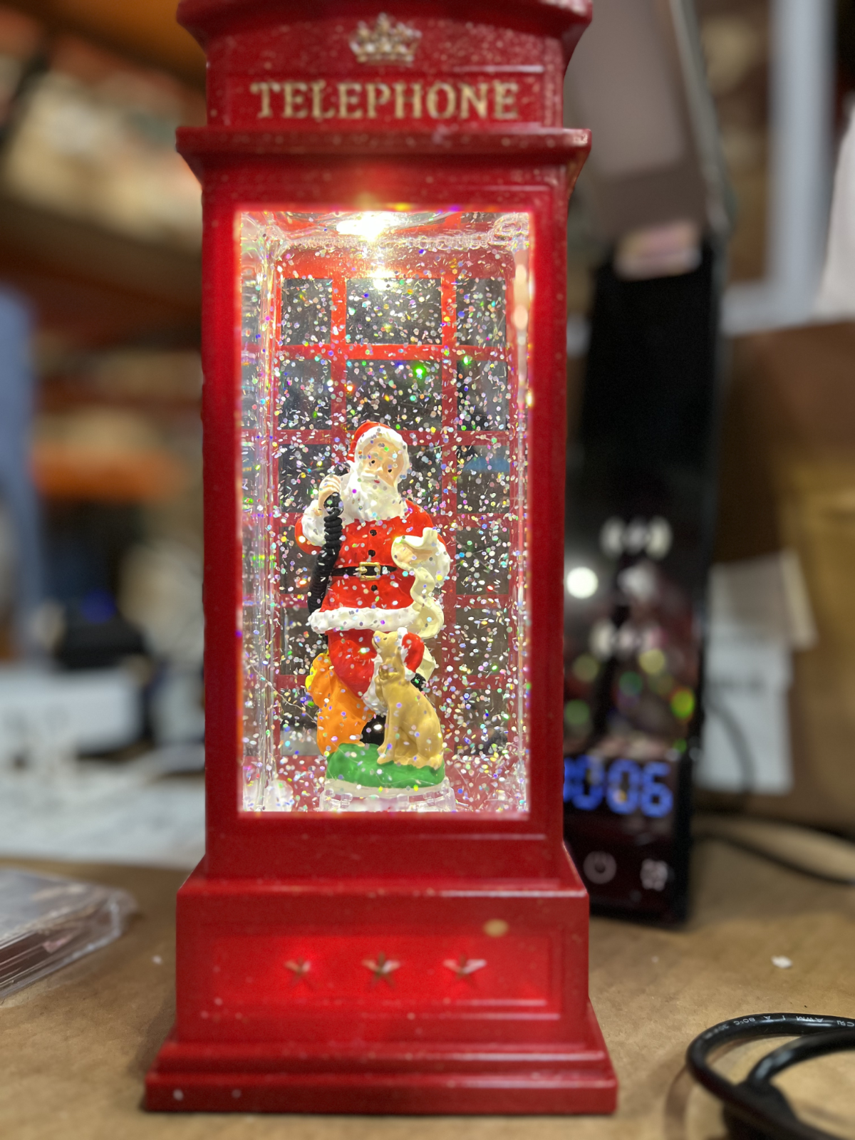 Vintage London Telephone Booth LED Night Lamp with USB & Touch Sensor