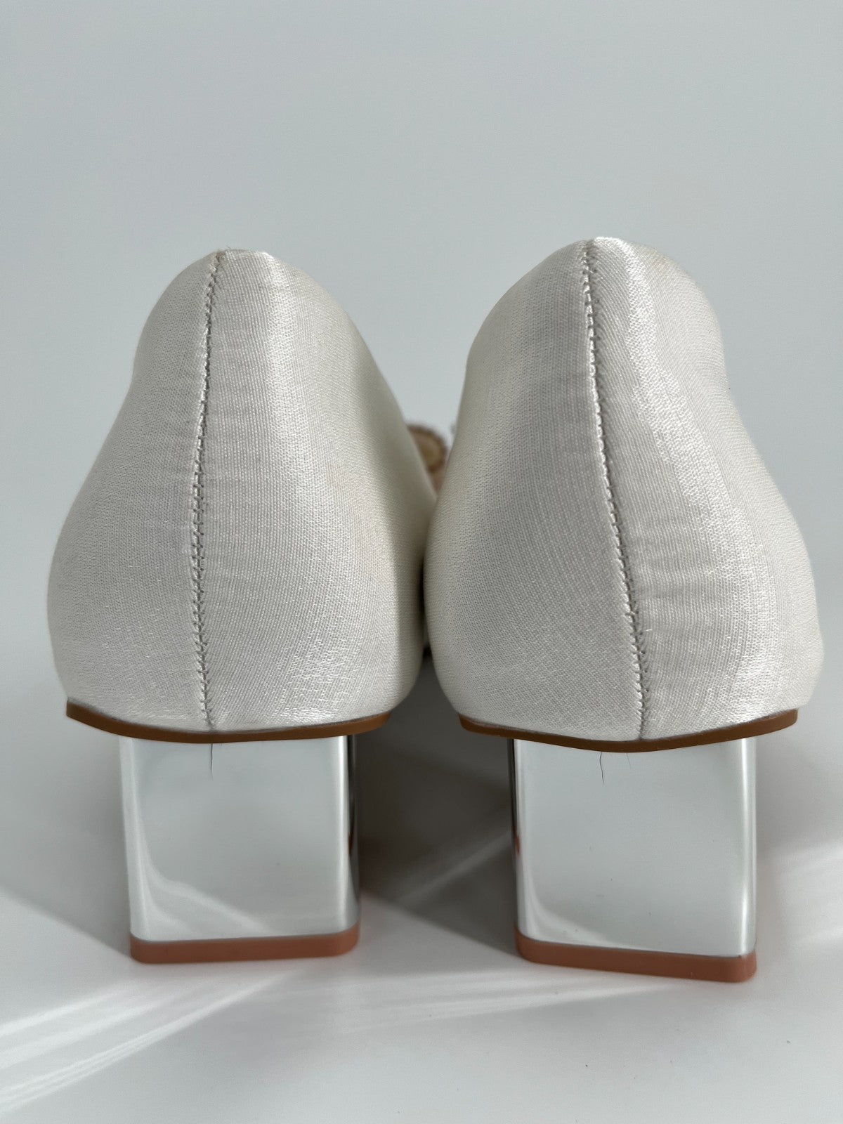 Women’s White Bow Chunky Heel Pumps – Closed Toe Wedding Dress Shoes Size 10