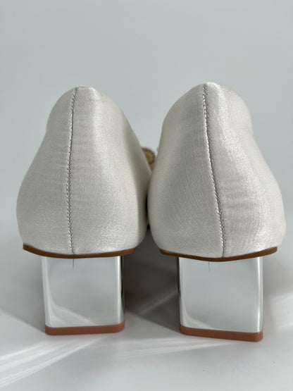 Women’s White Bow Chunky Heel Pumps – Closed Toe Wedding Dress Shoes Size 10