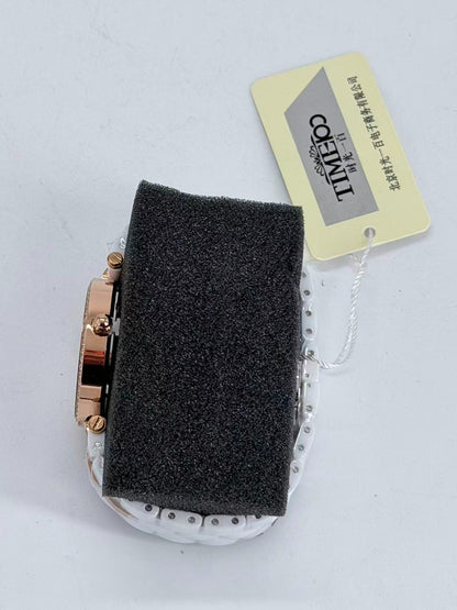 Fashion quartz for women penguins white