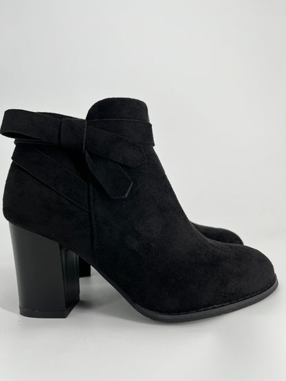 Women’s Black Suede Ankle Booties, Chunky High Heel, Side Zipper, Size 7