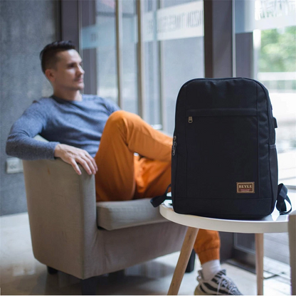 Everyday Backpack: Durable, Lightweight & Spacious -Perfect for Commute/Students