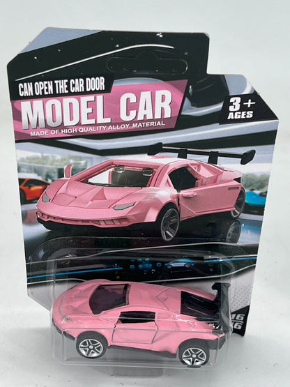 4 pieces in 4 colors, 3+ children’s 3-door toy car