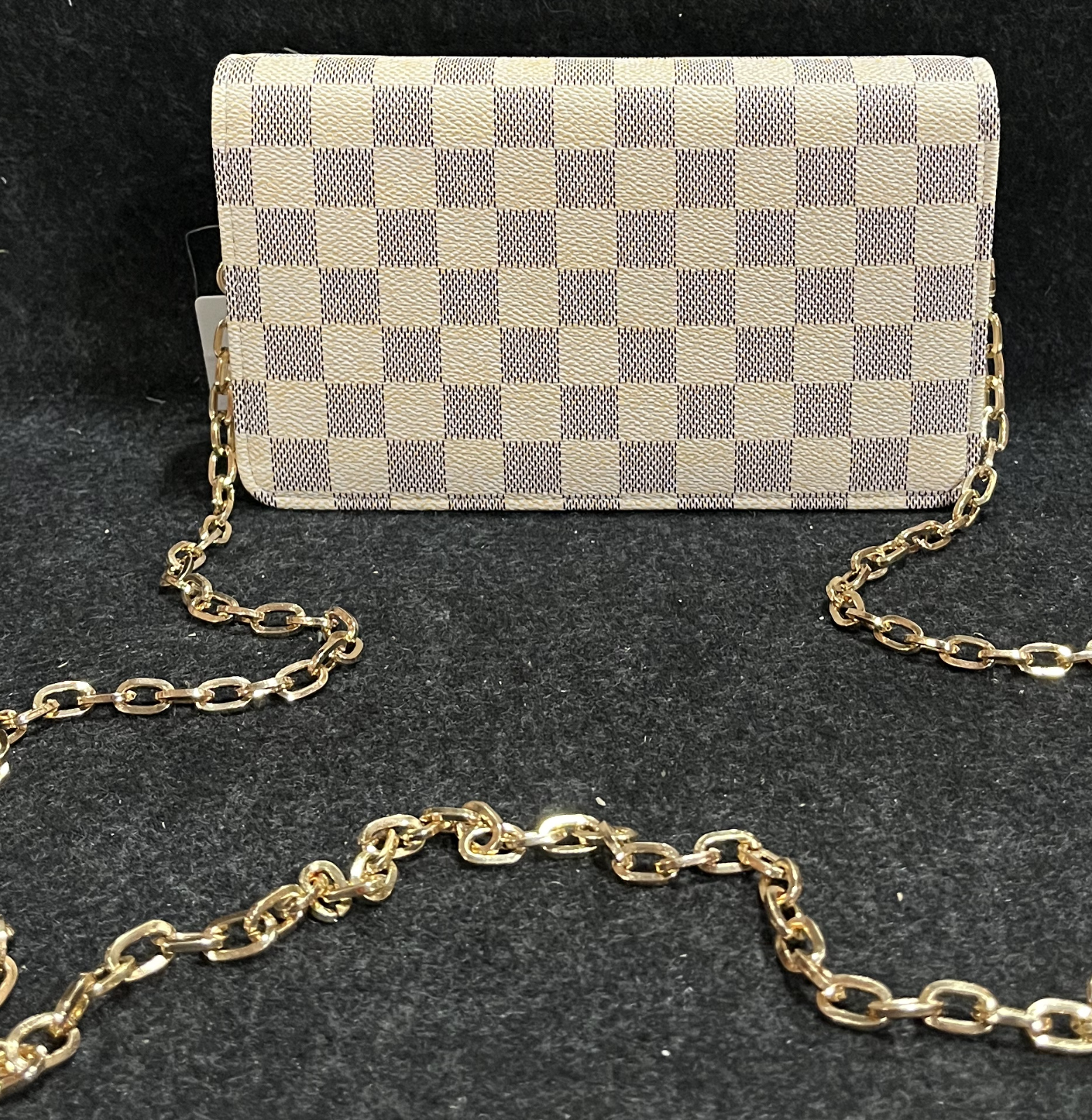 CROSS BODY BAG WITH CREDIT CARD SLOTS | RFID BLOCKING PROTECTION    COLOR:Cream