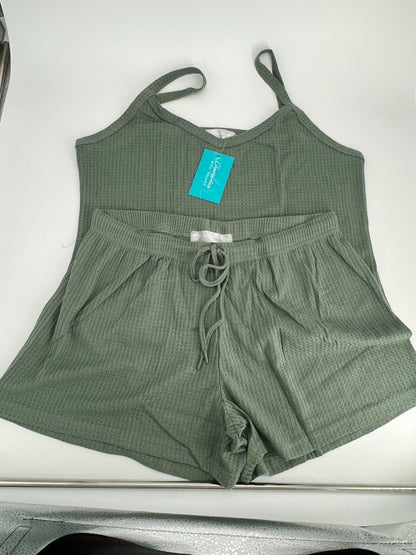 Women's Satin Sleeveless Top & PJ Shorts Pajamas Set green Size 2XL