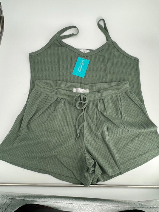 Women's Satin Sleeveless Top & PJ Shorts Pajamas Set green Size 2XL