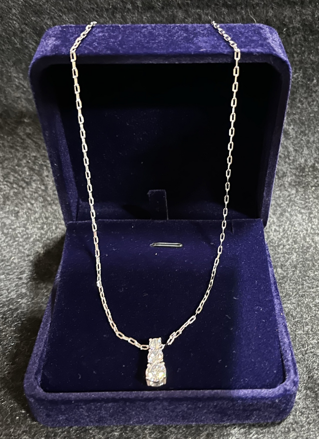 Everyday Classic Pendant Necklace – Perfect for Work, Casual & Special Occasions