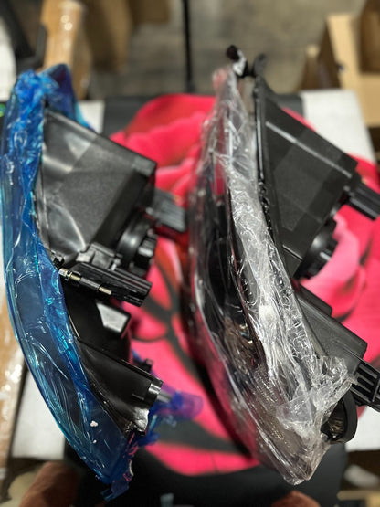 2002–2005 Dodge Ram 1500 / 2500 / 3500 Headlights – Driver & Passenger Side