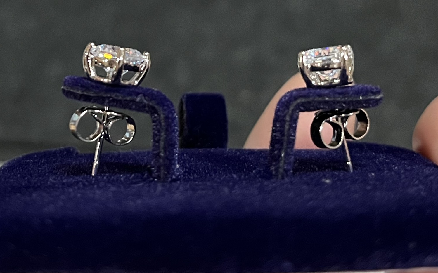 7mm7ircon Earrings